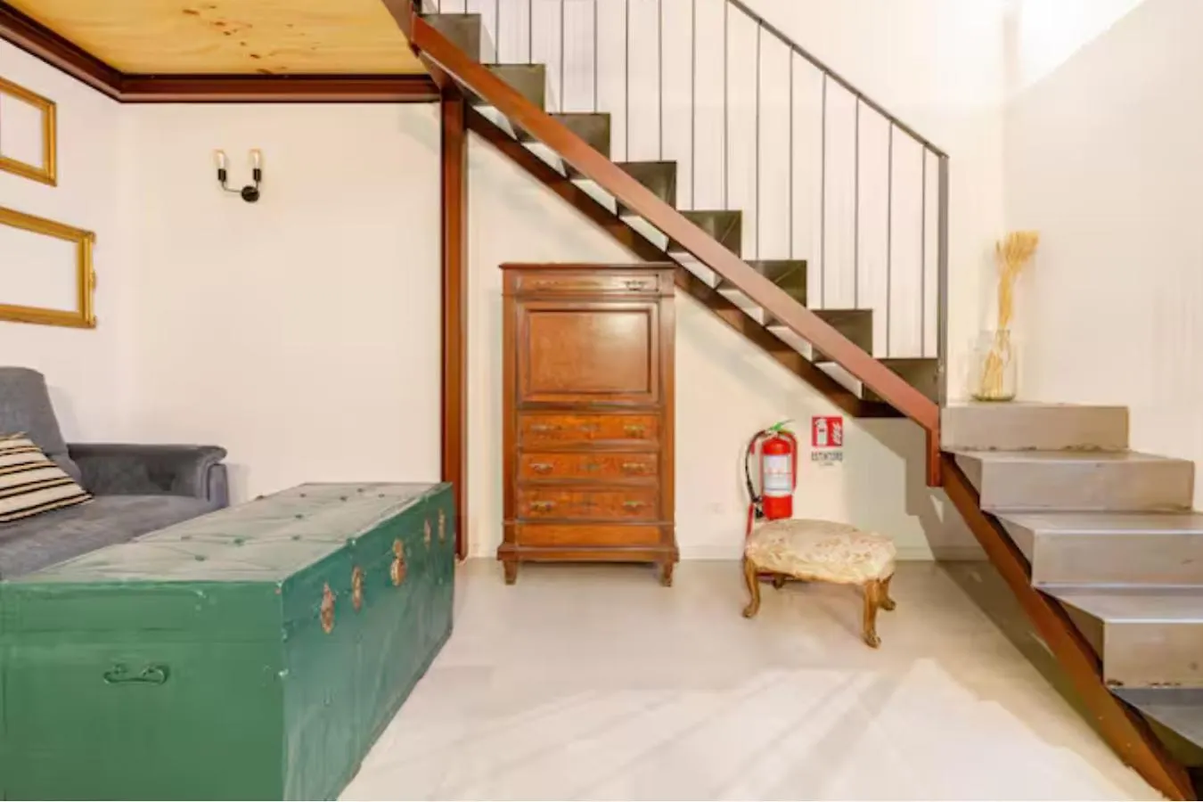 City Loft Napoli 0*, Naples